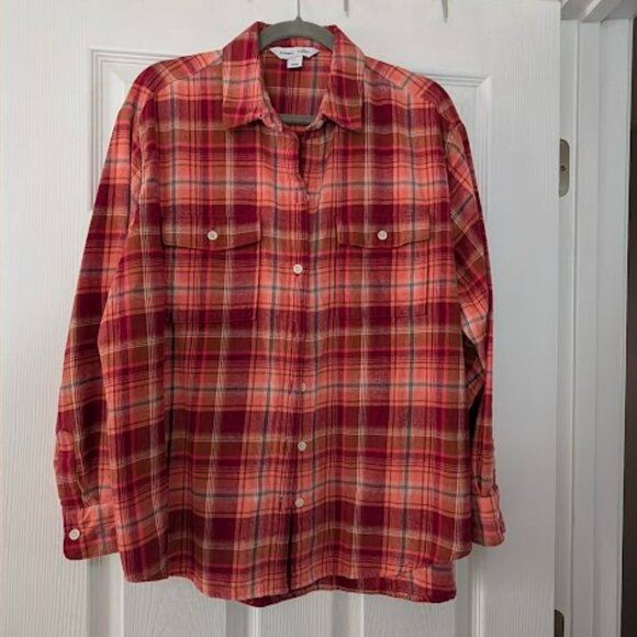 2 Old Navy Women's Flannel Boyfriend Button-Down Shirt Sz L - Picture 2 of 7